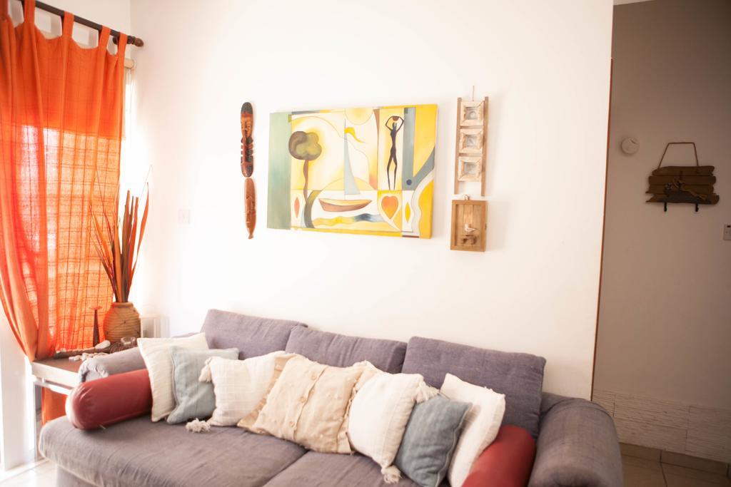 Aquarian Beachfront Apartment ลาร์นาคา ภายนอก รูปภาพ
